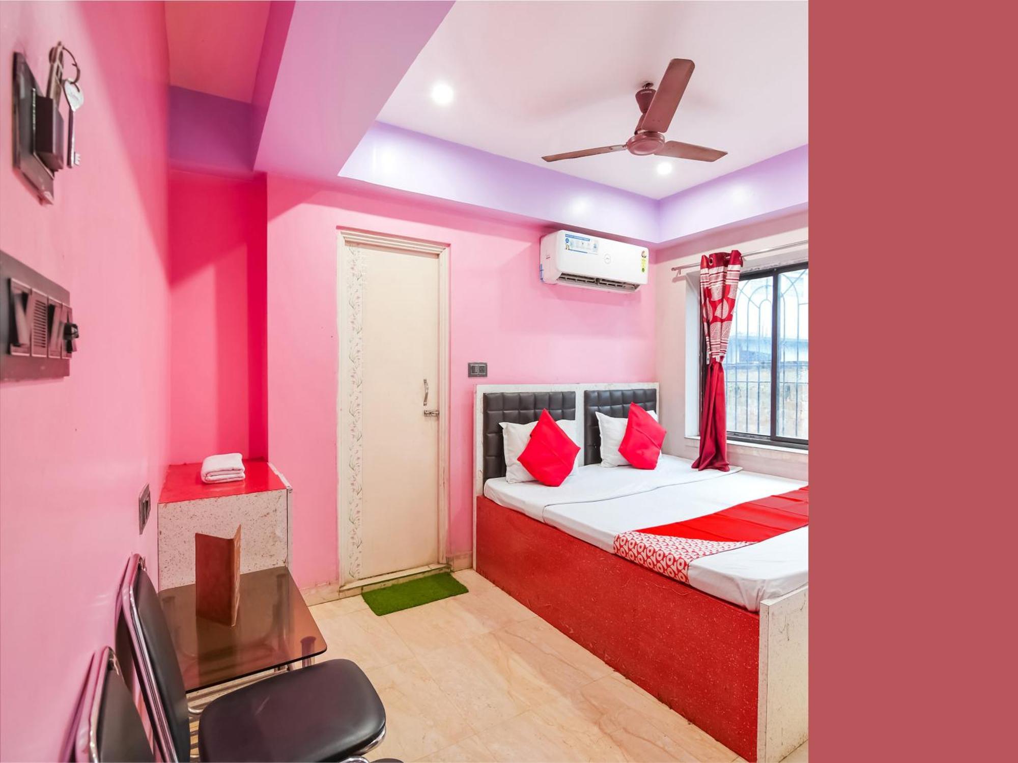 Oyo Flagship Hotel Red Velvet Hugli-Chinsurah Екстериор снимка